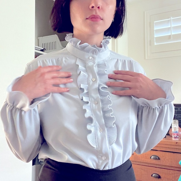 Baby blue Victorian style button up blouse - Picture 3 of 5